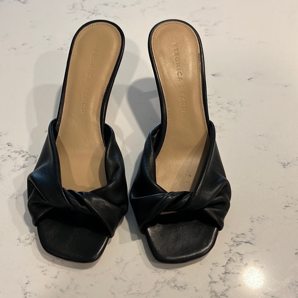 Veronica Beard kitten heel slide sandals